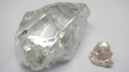 173karätiger Typ IIa und 39karätiger rosa Diamant aus der Rekordproduktion des dritten Quartals; Foto: Lucapa Diamond